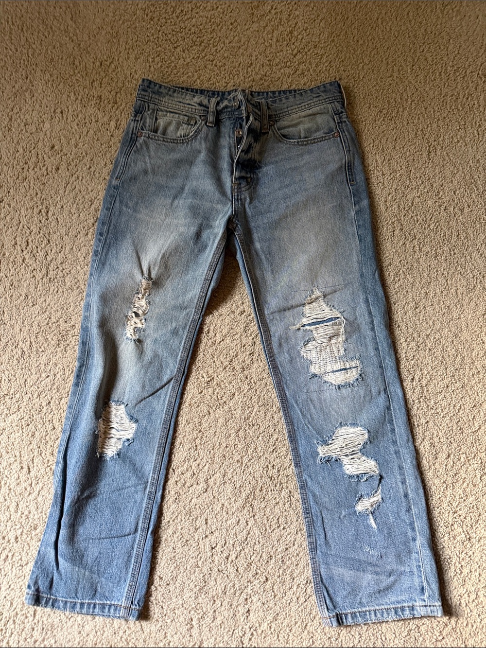 We the Free Women’s Distressed Light Blue Jeans